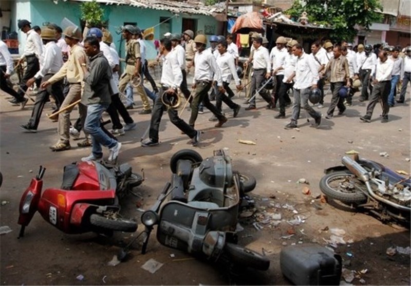 Clashes Erupt amid Landowning Community Protests in India