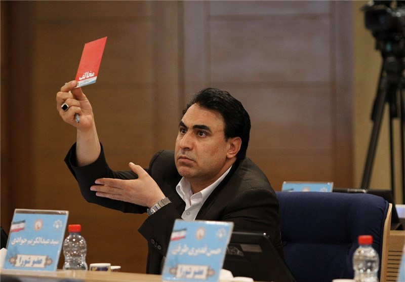 مصوبه احداث واحدهای تجاری خطی به سود مشهد نیست