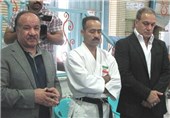دباغیان: وزارت ورزش از رئیس فدراسیون کاراته حمایت کند