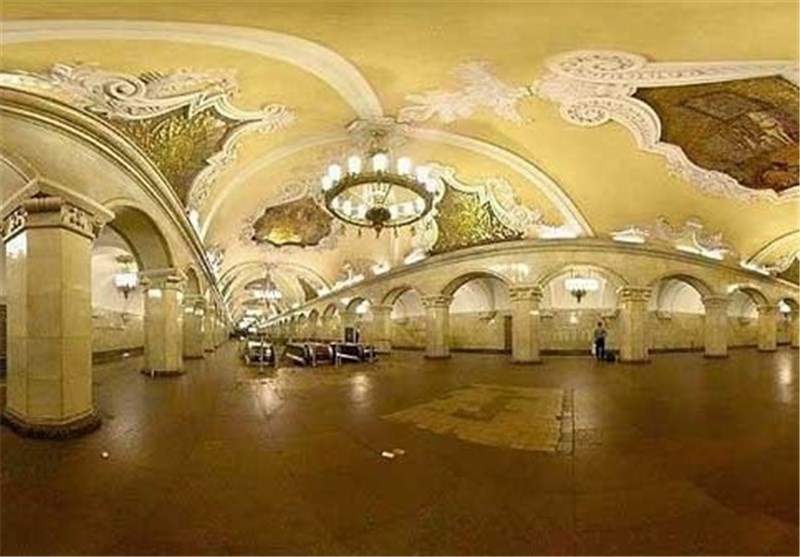ایستگاه‌های مترو مسکو؛ بهانه‌ای برای گردشگری توریست + عکس