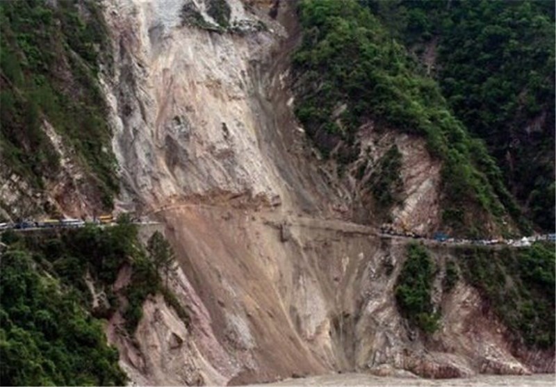 Landslides Kill Five in Nepal Quake Zone