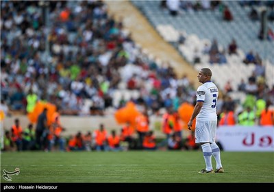 دیدار تیم‌های فوتبال ستارگان ایران و جهان