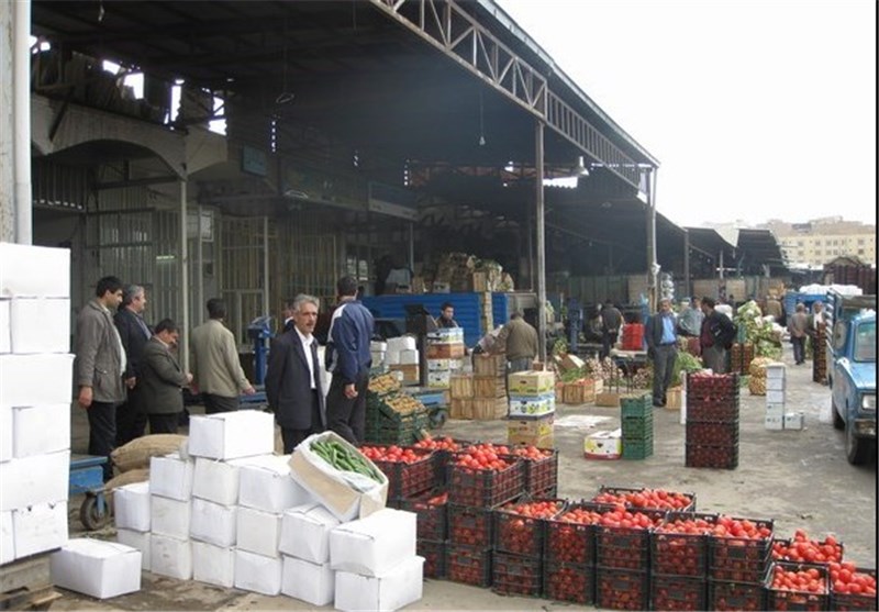 مشهد|بی‌فایدگی حذف خرده‌فروشان برای ساماندهی بازار میوه و تره‌بار