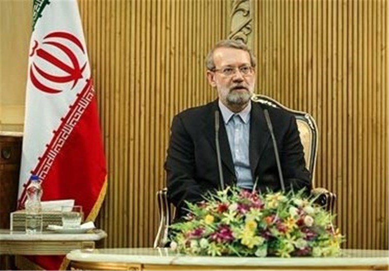 لاریجانی: ایران و حزب الله مسئولانه مقابل تروریست‌ها ایستاده‌اند