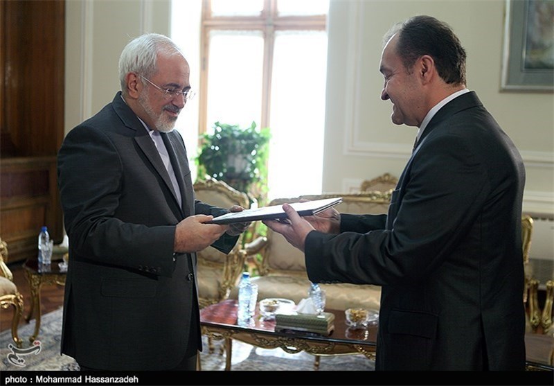 New European Envoys Meet with Iran’s Zarif