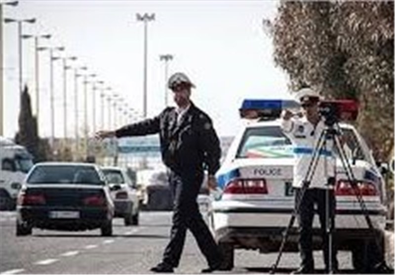 توقیف پیکان وانت با 10 میلیون تومان خلافی در تهران