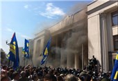 وقوع انفجار مقابل پارلمان اوکراین در کی‌یف+عکس