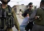 اعتقال طفل فلسطینی