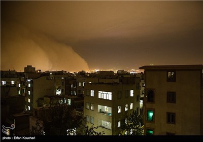 طوفان امان طهران را برید