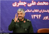 IRGC Commander Congratulates DM on Receiving Order of Courage