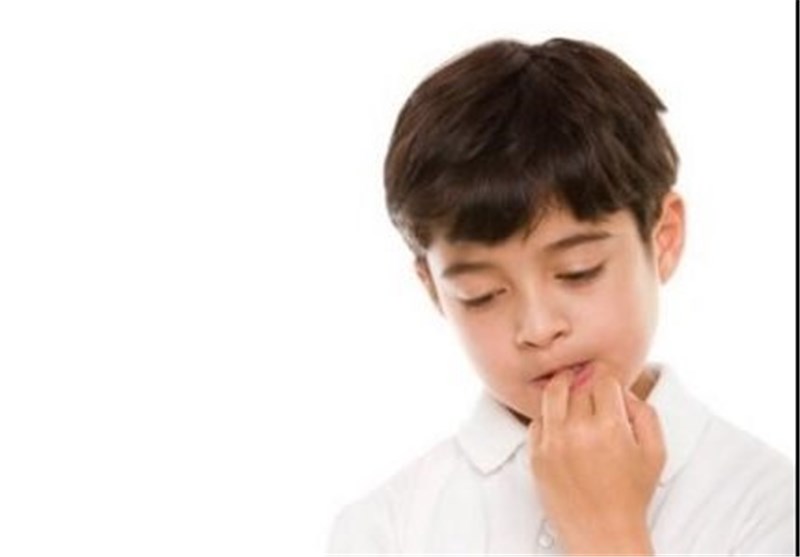 چگونه کودکانمان را از ناخن خوردن بازداریم؟