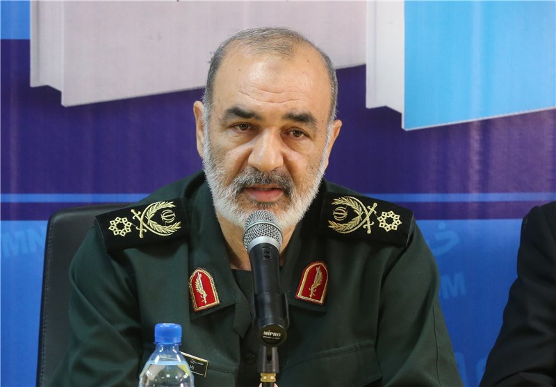 Commander: IRGC Owns Unique Ballistic Missile