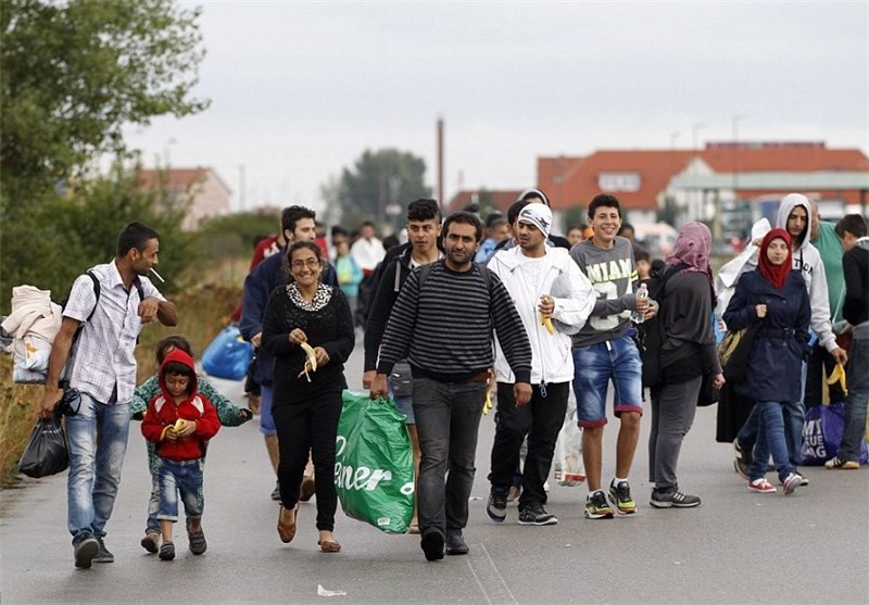 Refugee Crisis: Danish Police Close Road, Rail Links with Germany