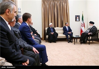 Kyrgyz President Atambayev Meets Ayatollah Khamenei in Tehran