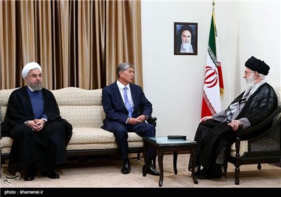 Kyrgyz President Atambayev Meets Ayatollah Khamenei in Tehran