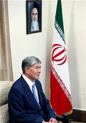 Kyrgyz President Atambayev Meets Ayatollah Khamenei in Tehran