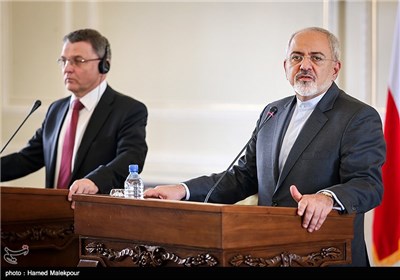 Photos: Iran’s FM Zarif Meets Czech Counterpart in Tehran