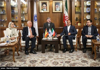 Spanish FM Meets Members of Iran’s Chamber of Commerce