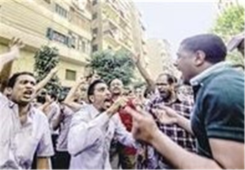 تظاهرات کارکنان اداره مالیات مصر در اعتراض به سیاست‌های دولت