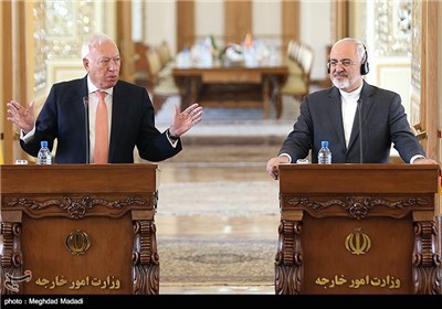 Iranian, Spanish FMs Meet in Tehran