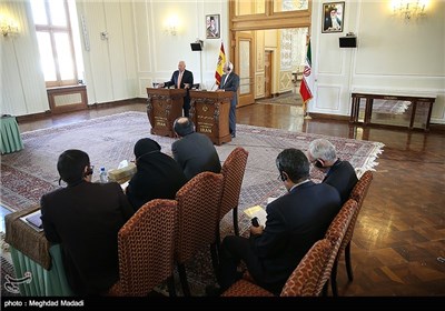 Iranian, Spanish FMs Meet in Tehran