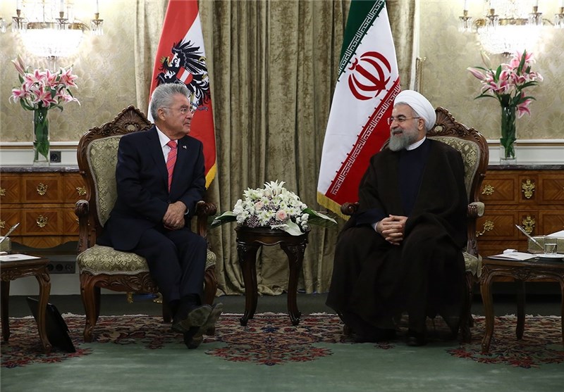 ایران و اتریش 4 سند همکاری امضا کردند