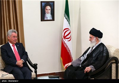  Photos: Supreme Leader Meets Austrian President in Tehran