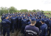 مجارستان برای جلوگیری از ورود پناهجویان مرزهای خود با صربستان را بست