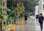 باران مدارس شهرستان‌های کازرون و ممسنی را تعطیل کرد
