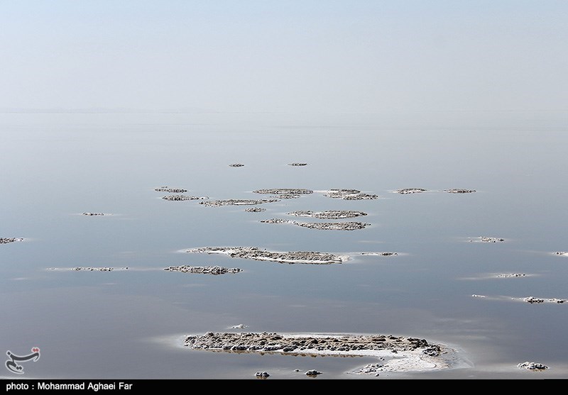 اکیپ بازرسی آب‌های سطحی و زیرزمینی در حوضه آبریز دریاچه ارومیه راه اندازی شد