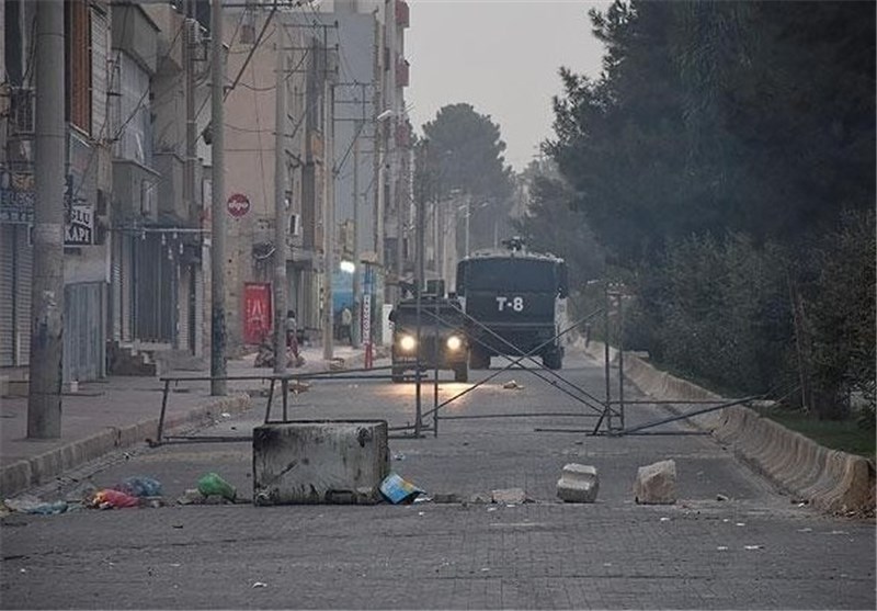 Turkey Lifts Cizre Curfew, Dismisses Mayor