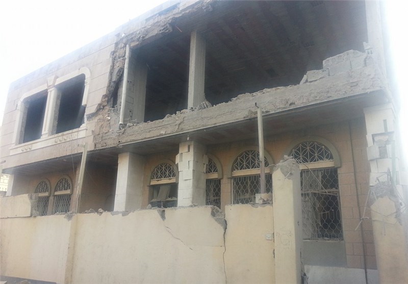 تخریب منازل مسکونی و شهادت غیر نظامیان در حملات عربستان به صنعا+ تصاویر