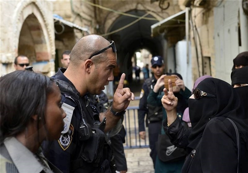 Israeli Police Assault Guards, Women at Al-Aqsa Mosque