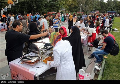 جشنواره غذا به نفع کودکان بی سرپرست