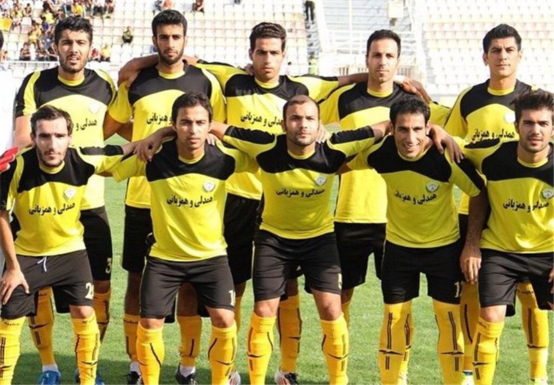 تیم فجر سپاسی شیراز مدعی صعود به لیگ برتر است