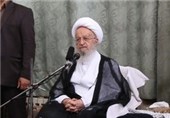 آیت‌الله مکارم‌شیرازی: حفظ روحیه جهادی، ضامن دوام و پیشرفت انقلاب اسلامی ایران است‌