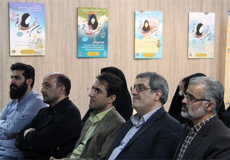 نمایشگاه عکس «130 ستاره فاطمی» در حوزه هنری قم افتتاح شد