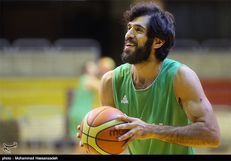 نیکخواه بهرامی: بازیکنان ایرانی از چینی‌ها بهتر هستند/ تیم ملی کار سختی پیش رو دارد