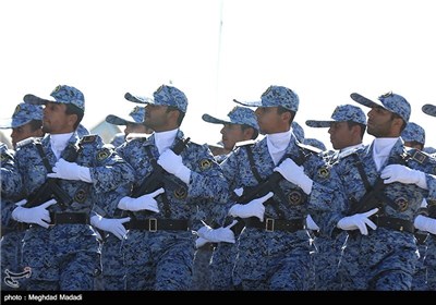 Iranian Armed Forces Stage Parades to Mark Sacred Defense Week