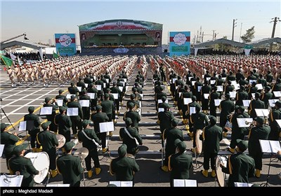 Iranian Armed Forces Stage Parades to Mark Sacred Defense Week