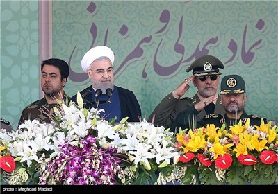 Iranian Armed Forces Stage Parades to Mark Sacred Defense Week