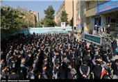 زنگ مهر و مقاومت در اصفهان به صدا درآمد