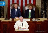 تاکید پاپ بر مبارزه با خشونت به نام دین