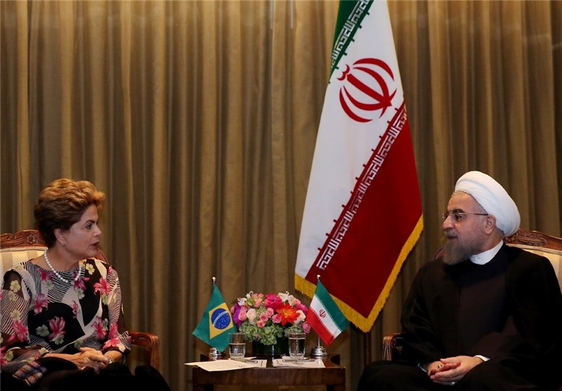 Iran Willing to Boost Cooperation with BRICS: President