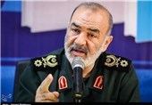 Iranian Commander Slams Saudi Regime for Hajj Tragedy