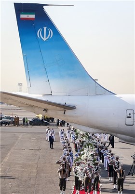مراسم استقبال از پیکرهای جانباختگان فاجعه منا در فرودگاه مهرآباد