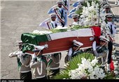پیکر محمد خندان از قربانیان منا در گلزار شهدای جم خاکسپاری شد