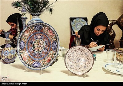 مراسم اعطای اعتبار نامه ی شهر جهانی صنایع دستی به اصفهان