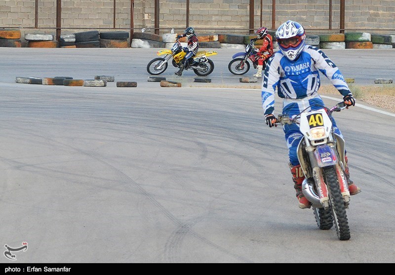 دور دوم مسابقات چندجانبه موتورسواری در کرج برگزار می‌شود‌