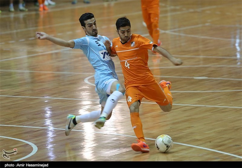 دبیری تبریز یکی از کاندیداهای قهرمانی در لیگ برتر فوتسال است